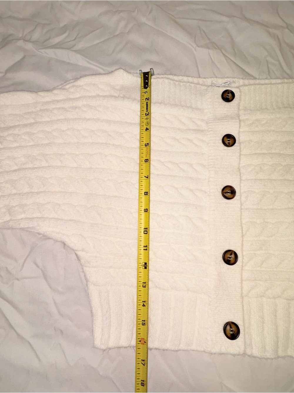 Le Lis Cream Off-the-Shoulder Cropped Cable Knit Sweater - Picture 6 of 8